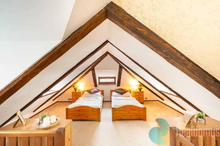 Prodej atypického bytu, Praha, Malostranské náměstí, 270 m2