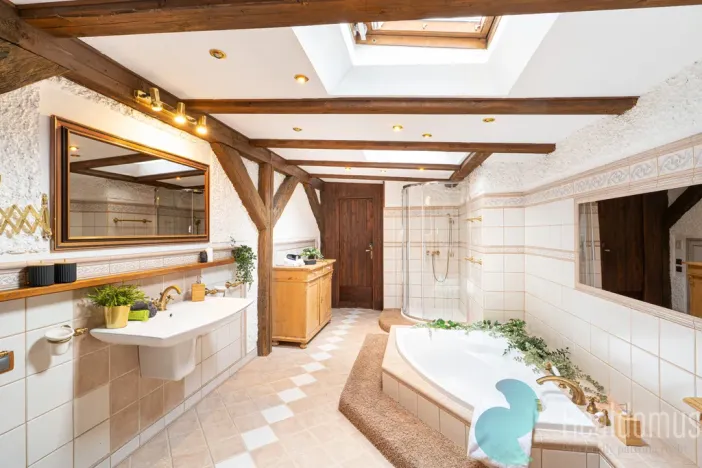 Prodej atypického bytu, Praha, Malostranské náměstí, 270 m2