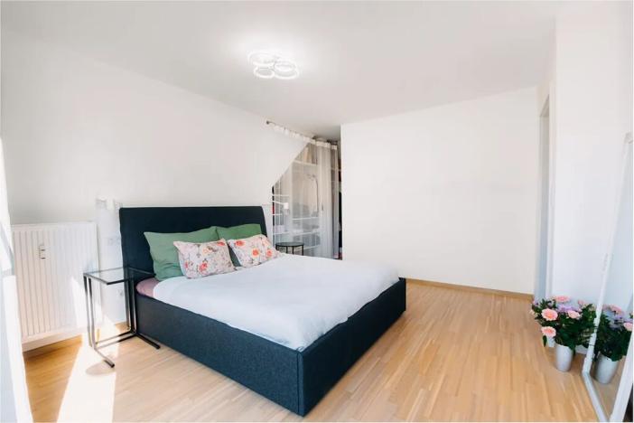 Prodej bytu 2+kk, Praha, Bořivojova, 101 m2