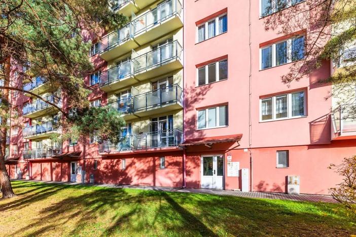 Pronájem bytu 2+1, České Budějovice, Lidická tř., 52 m2