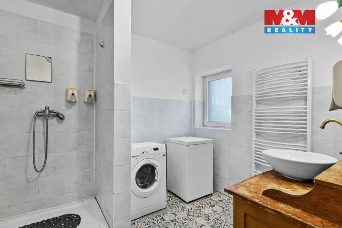 Prodej rodinného domu, Radim, 179 m2