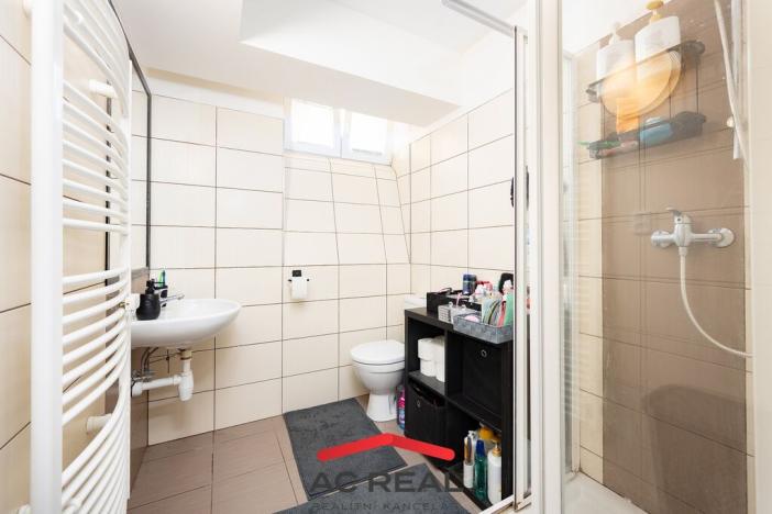 Prodej bytu 2+kk, Brno, Hostislavova, 42 m2