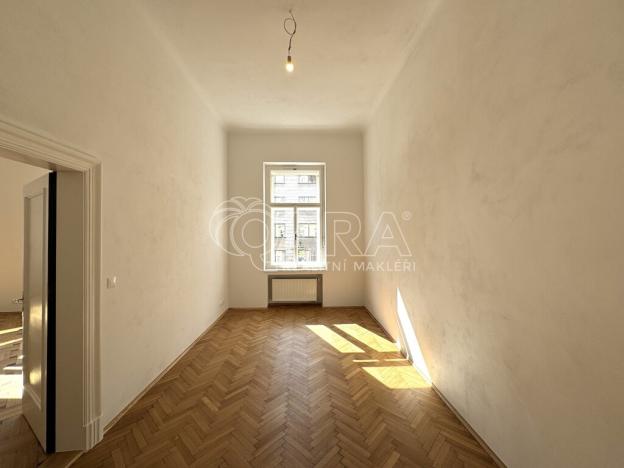 Pronájem kanceláře, Praha, Revoluční, 125 m2