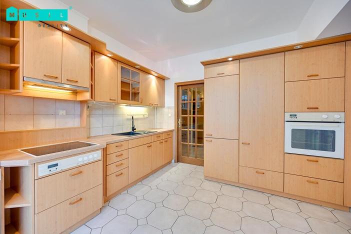 Pronájem bytu 3+1, Olomouc, Bezručova, 119 m2