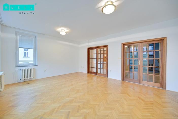 Pronájem bytu 3+1, Olomouc, Bezručova, 119 m2