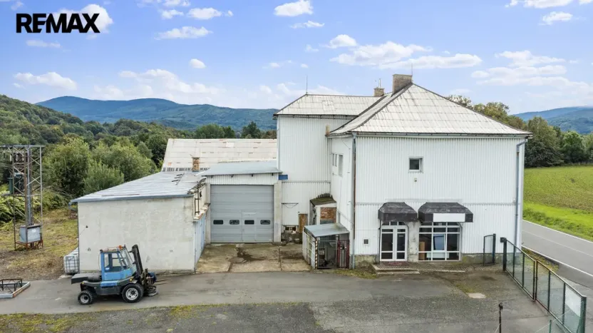 Prodej výrobních prostor, Skorošice, 1220 m2