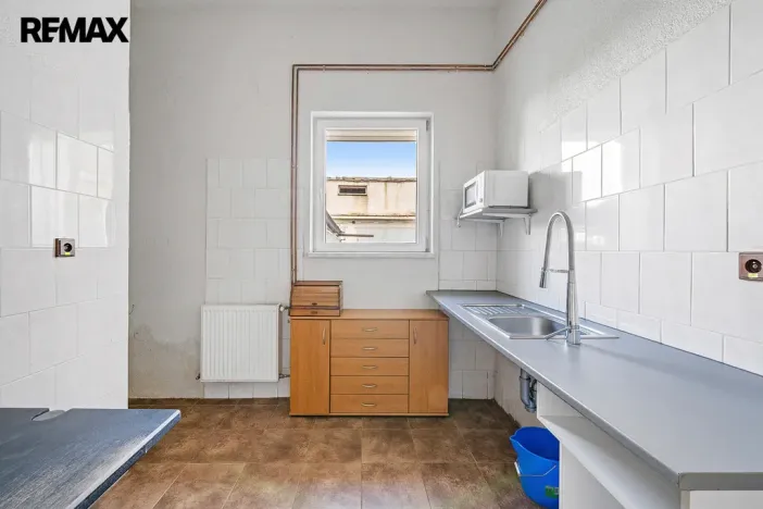 Prodej výrobních prostor, Skorošice, 1220 m2