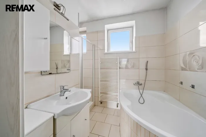 Prodej výrobních prostor, Skorošice, 1220 m2