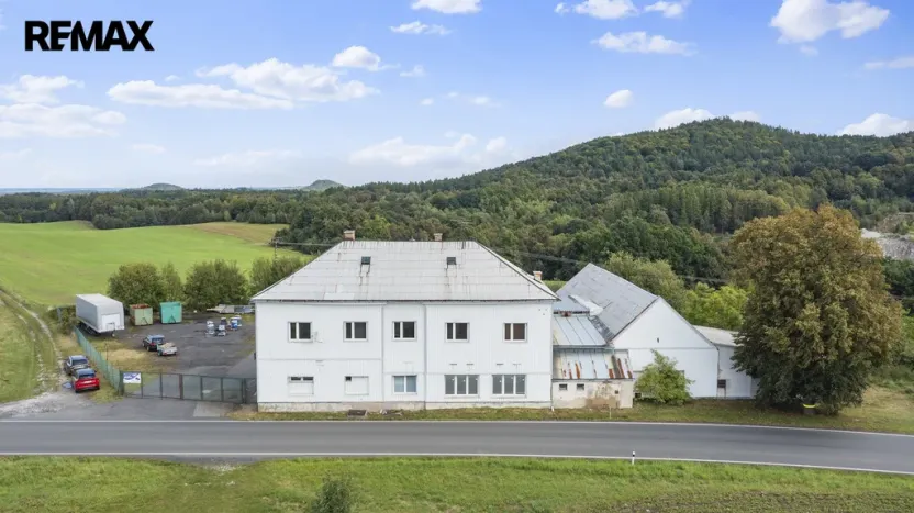 Prodej výrobních prostor, Skorošice, 1220 m2