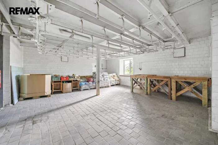 Prodej výrobních prostor, Skorošice, 1220 m2