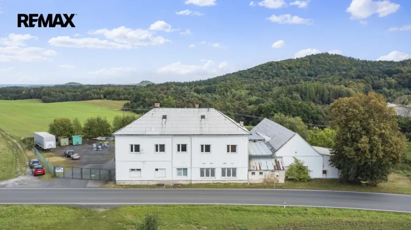 Prodej výrobních prostor, Skorošice, 1220 m2