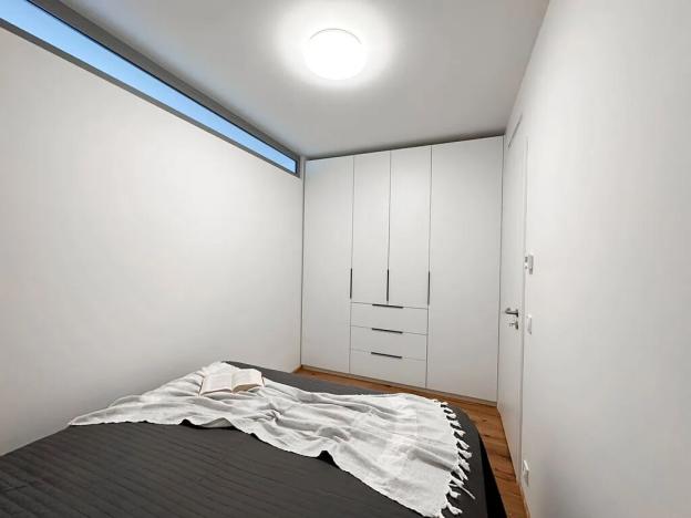 Pronájem bytu 3+kk, Praha - Karlín, Křižíkova, 70 m2