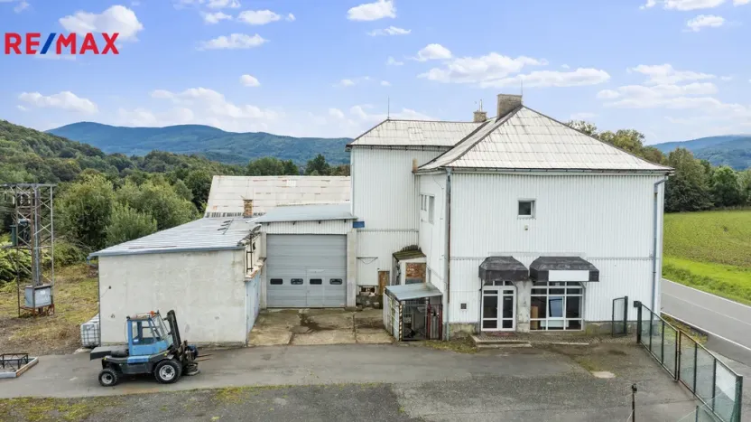 Prodej vícegeneračního domu, Skorošice, 1220 m2