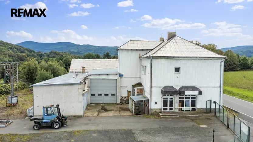 Prodej vícegeneračního domu, Skorošice, 1220 m2