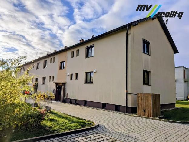 Pronájem bytu 2+1, Milovice, Dukelská, 59 m2