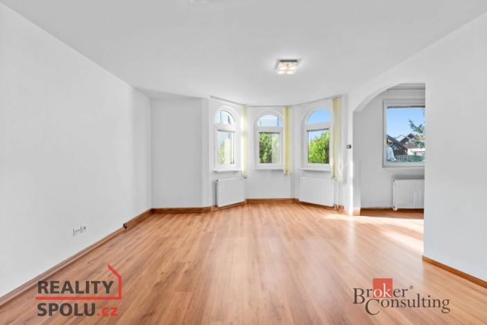 Prodej bytu 2+1, Kosmonosy, Jizerská, 64 m2