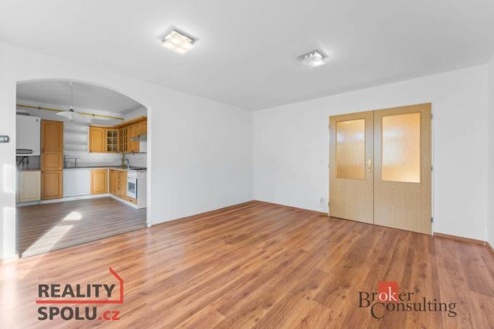 Prodej bytu 2+1, Kosmonosy, Jizerská, 64 m2