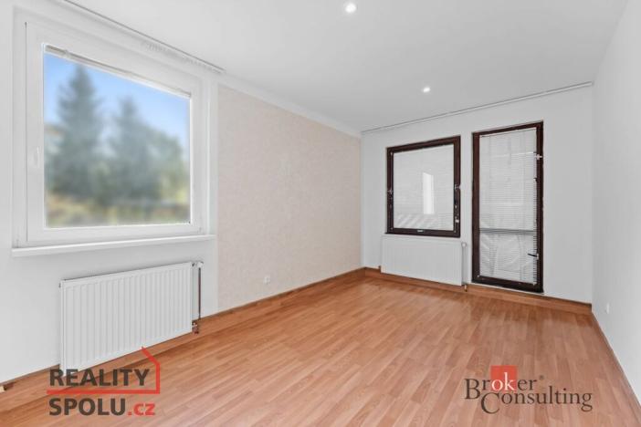 Prodej bytu 2+1, Kosmonosy, Jizerská, 64 m2