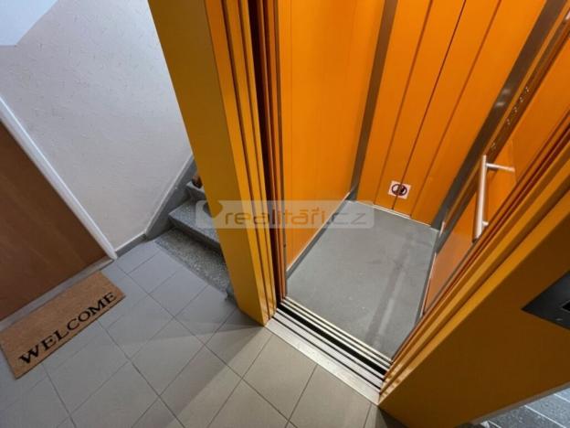 Prodej bytu 2+1, Plzeň - Východní Předměstí, náměstí Generála Píky, 52 m2