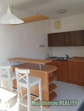 Pronájem bytu 1+kk, Praha - Vysočany, bratří Dohalských, 40 m2