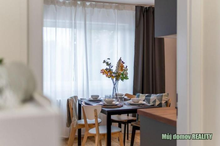 Pronájem bytu 2+kk, Praha - Čimice, Libčická, 55 m2