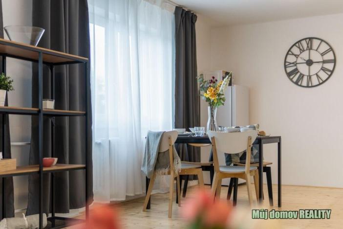 Pronájem bytu 2+kk, Praha - Čimice, Libčická, 55 m2