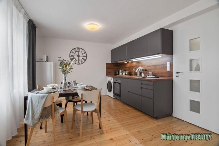 Pronájem bytu 2+kk, Praha - Čimice, Libčická, 55 m2