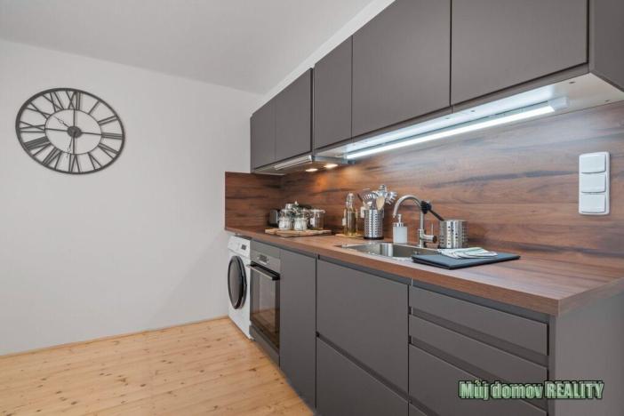 Pronájem bytu 2+kk, Praha - Čimice, Libčická, 55 m2