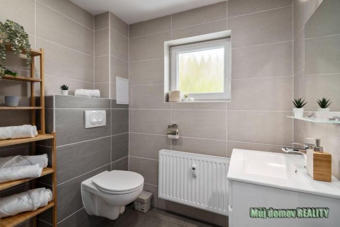 Pronájem bytu 2+kk, Praha - Čimice, Libčická, 55 m2