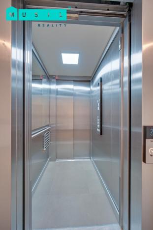 Pronájem bytu 2+kk, Olomouc, Ostrovní, 61 m2