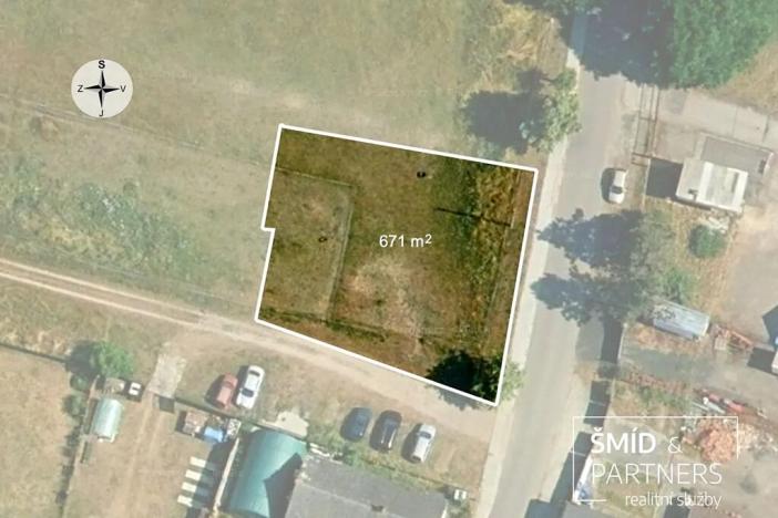 Prodej pozemku pro bydlení, Labské Chrčice, 671 m2