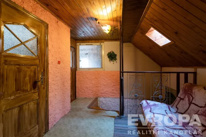 Prodej chalupy, Háje nad Jizerou - Dolní Sytová, Dolní Sytová, 230 m2