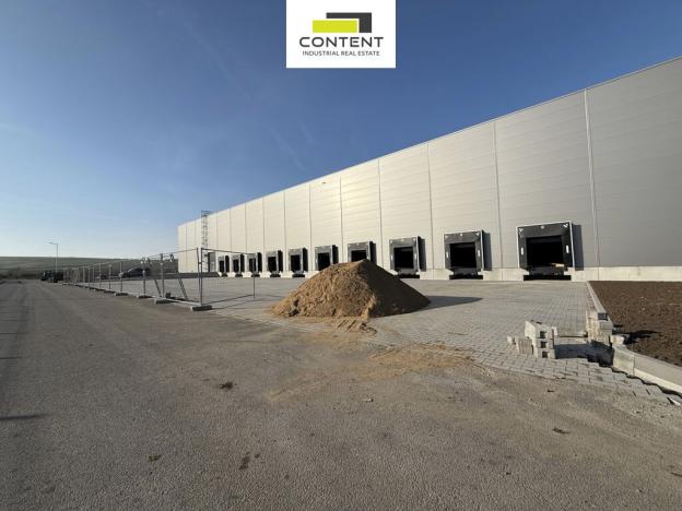 Pronájem výrobních prostor, Hustopeče, Brněnská, 23000 m2