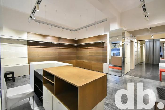 Pronájem obchodního prostoru, Karlovy Vary, T. G. Masaryka, 71 m2