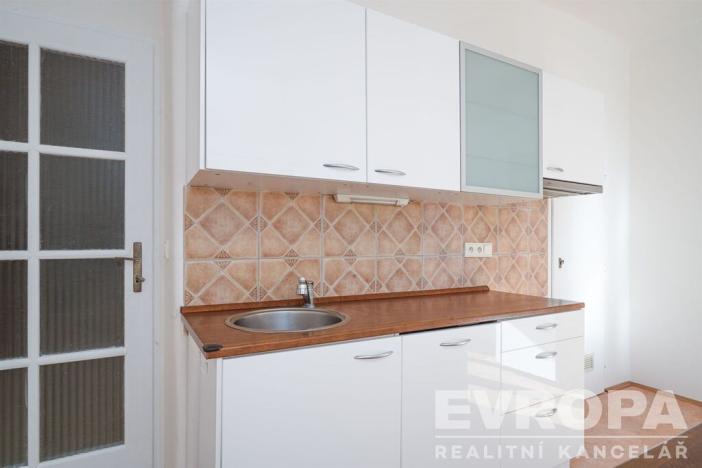 Prodej bytu 2+kk, Praha - Vokovice, Na dlouhém lánu, 49 m2