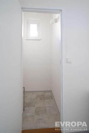 Prodej bytu 2+kk, Praha - Vokovice, Na dlouhém lánu, 49 m2