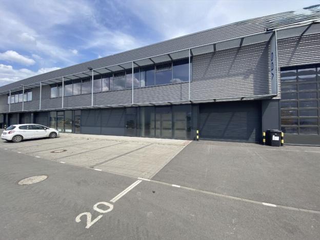 Pronájem skladu, Hradec Králové - Slezské Předměstí, Bratří Štefanů, 864 m2