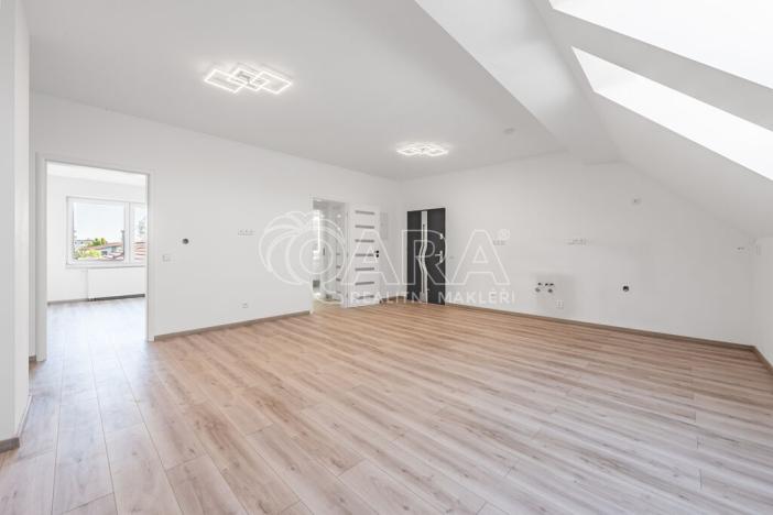 Prodej rodinného domu, Žebrák, Na Pěšině, 325 m2