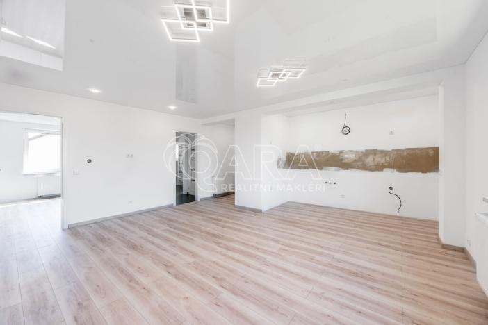 Prodej rodinného domu, Žebrák, Na Pěšině, 325 m2