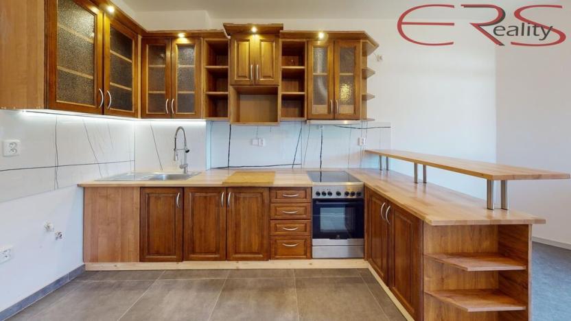 Pronájem bytu 2+kk, Jablonec nad Nisou, U Balvanu, 43 m2