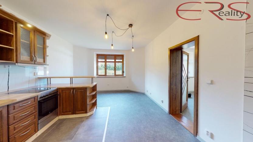 Pronájem bytu 2+kk, Jablonec nad Nisou, U Balvanu, 43 m2