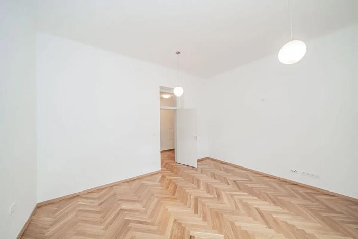 Pronájem bytu 2+kk, Praha - Vinohrady, Balbínova, 60 m2