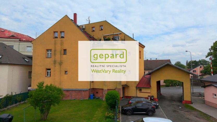 Prodej obchodního prostoru, Karlovy Vary, Závodu míru, 59 m2