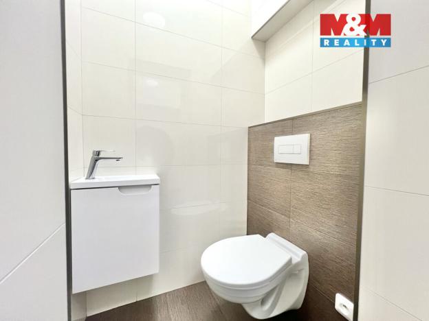 Pronájem bytu 3+1, Děčín - Děčín IV-Podmokly, Bezručova, 96 m2