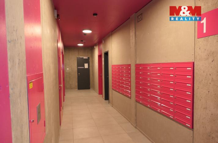 Pronájem bytu 2+kk, Praha - Horní Měcholupy, 52 m2