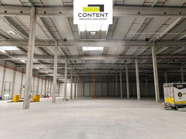 Pronájem výrobních prostor, Pohořelice, Průmyslová, 7346 m2