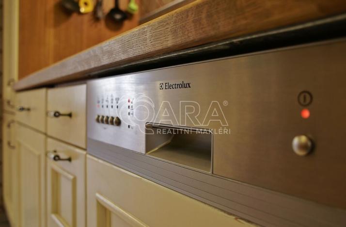 Pronájem bytu 1+1, Praha - Nové Město, Ostrovní, 30 m2