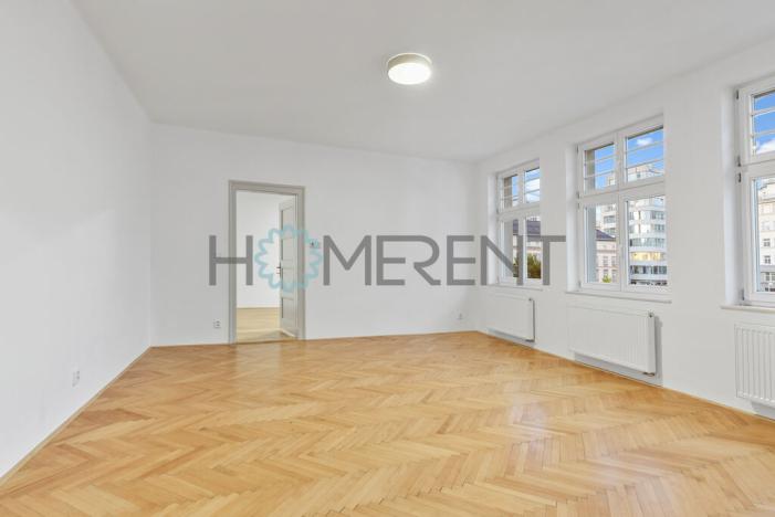 Pronájem bytu 3+1, Liberec - Liberec III-Jeřáb, nám. Soukenné, 106 m2