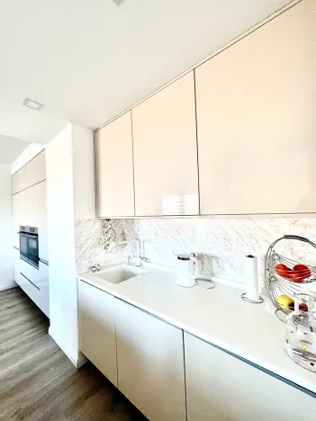 Pronájem bytu 4+kk, Praha - Strašnice, Zvěřinova, 109 m2