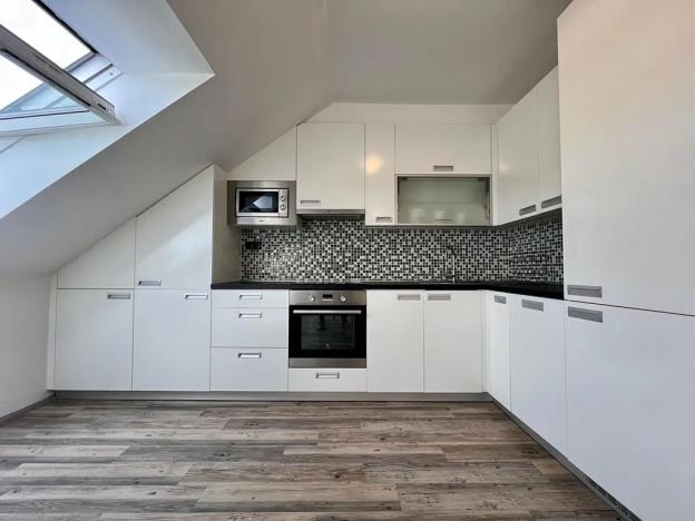 Prodej bytu 3+kk, Praha, Podnádražní, 60 m2